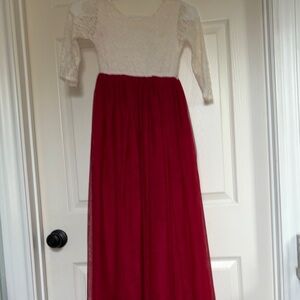 Chic Red and White Lace Dress